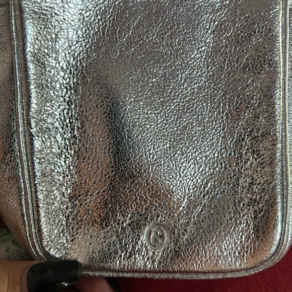 Treasure bond - Picture 4 of 5